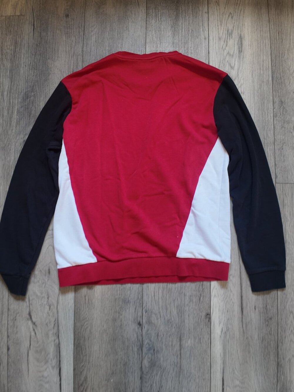 Outfitters Men's Medium Colorblock Sweatshirt Red Black White Be Strong Crewneck - Picture 2 of 4